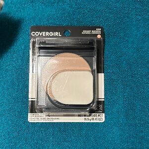 COVERGIRL Pressed Setting Powder & Applicator – Creamy Natural